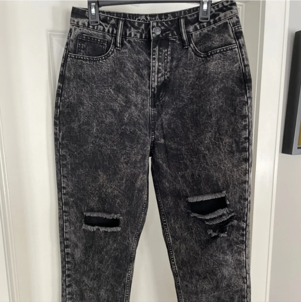 Yoga Jeans black acid wash pants - Picture 5 of 7